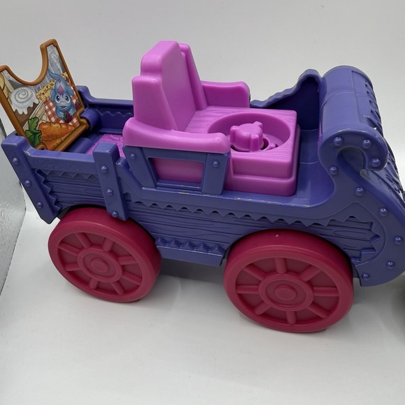 Fisher Price Little People Disney FROZEN Anna Elsa Kristoff & Sven Wagon Playset - Picture 7 of 16